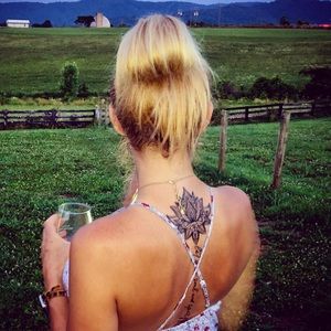 Meet your Posher, Christina